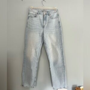 American Eagle Mom Straight Jeans